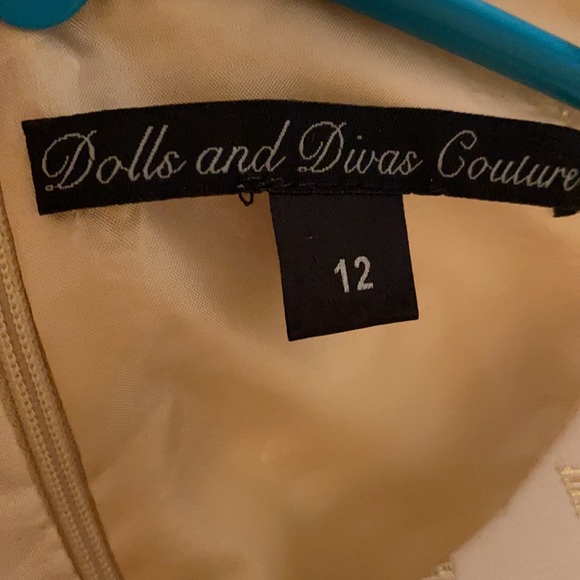 Girl’s dress size 12 - Picture 3 of 5